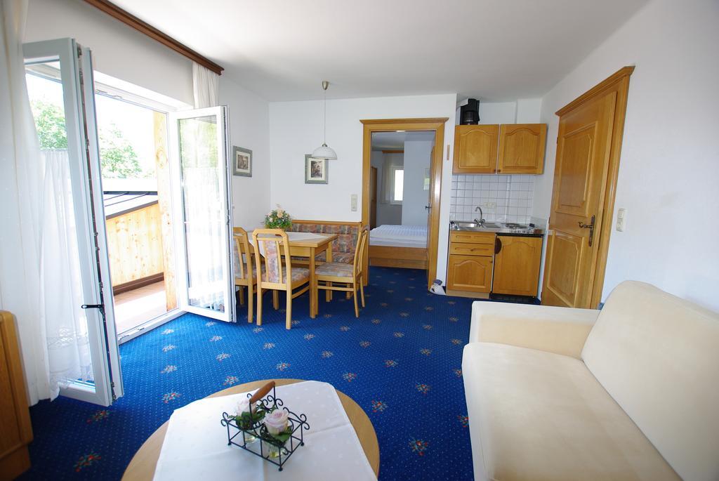 Hotel-Pension Heike Kitzbuhel Ngoại thất bức ảnh