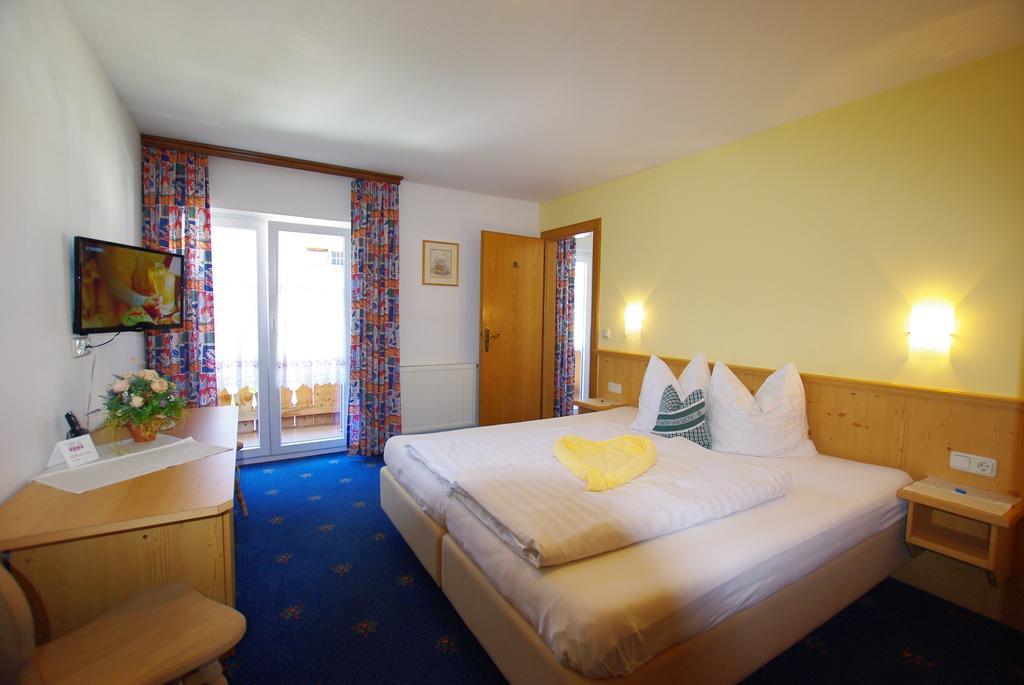 Hotel-Pension Heike Kitzbuhel Ngoại thất bức ảnh