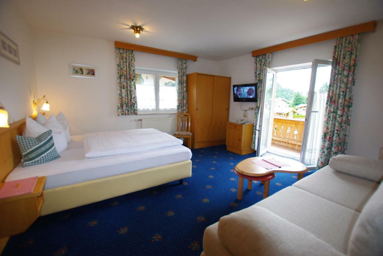Hotel-Pension Heike Kitzbuhel Ngoại thất bức ảnh